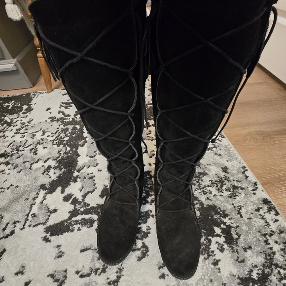 Minnetonka, Black Suede, Lace Up Front Knee High Boots, Fringe, Mens 9 - Picture 12 of 12
